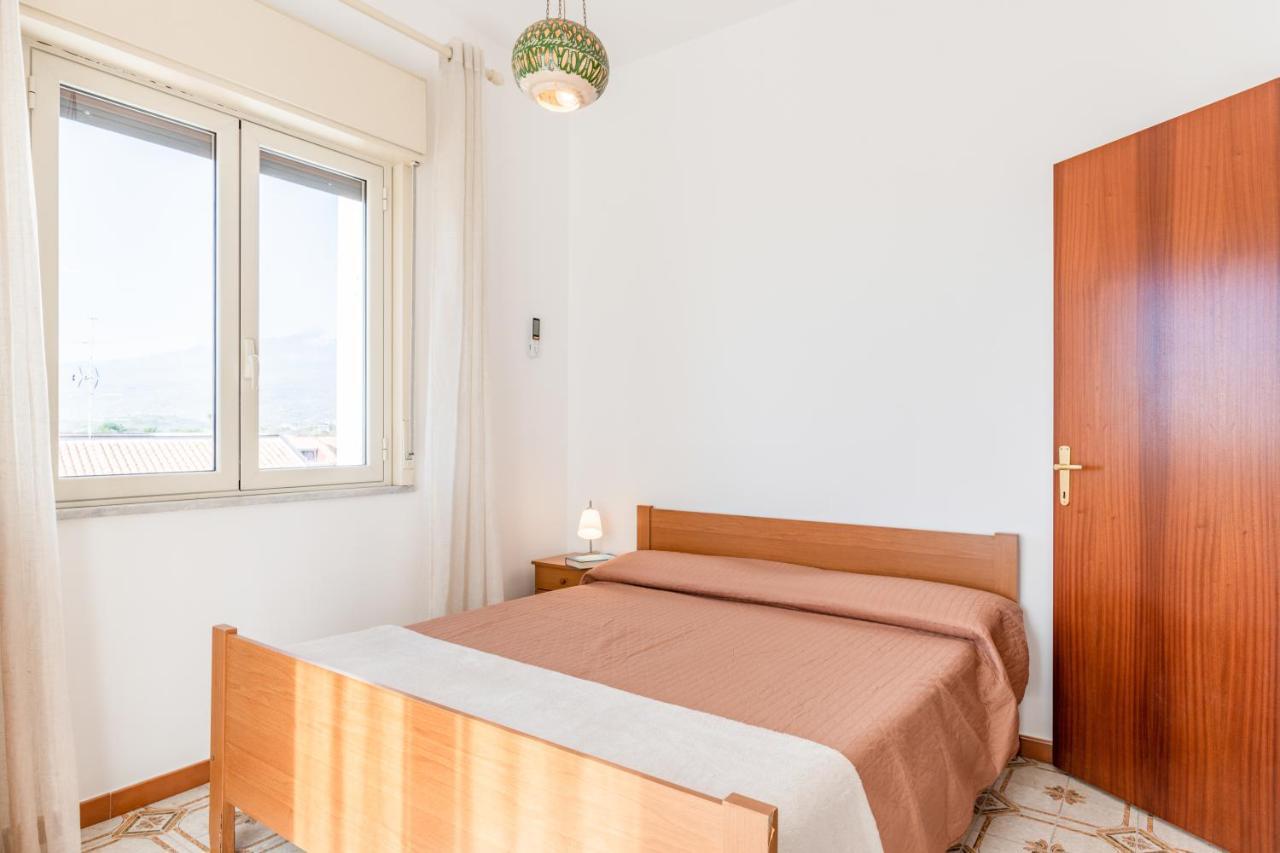Giardini Naxos Apartment With Terrace Near The Sea Eksteriør bilde